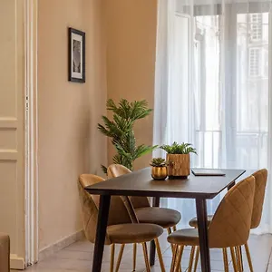 https://casa-rosa-cir-19082053c228225-apartment-palermo.sicilyhotelsitaly.net