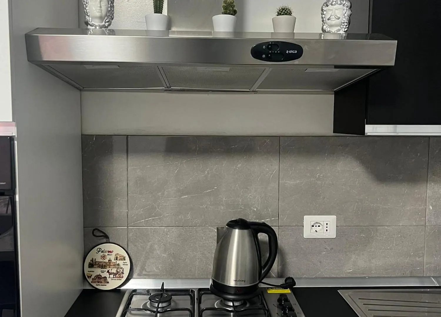 Apartment Intero Appartamento Ospedale Niguarda Milan